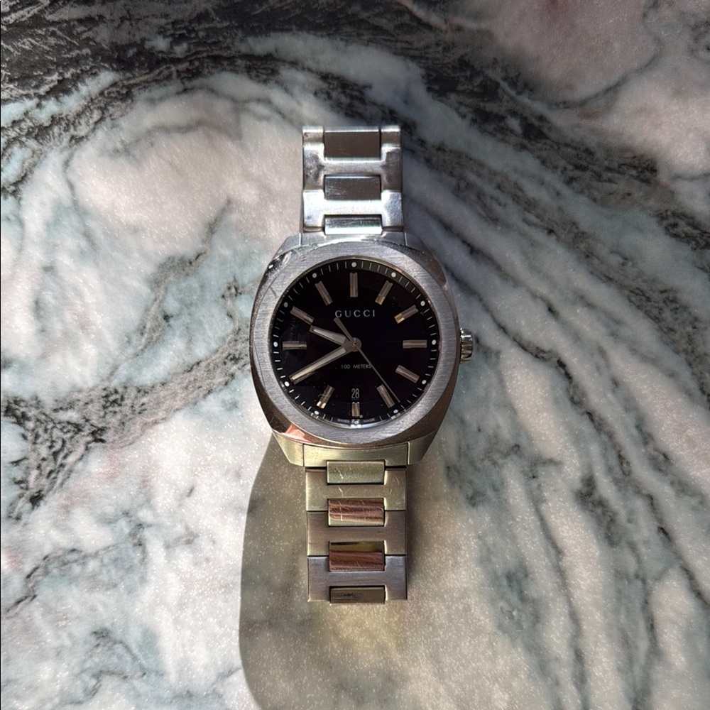 Gucci Silver and Black Men's Watch
